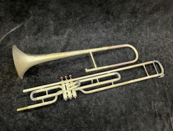 Photo 1933 Vintage Pan-American Valved Trombone in Brushed Silver #96795